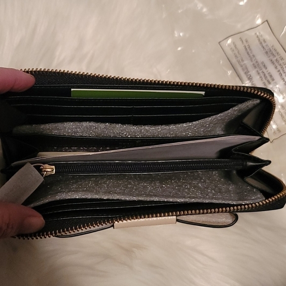 kate spade Matthews Street Nisha black wallet NWT - Picture 8 of 8